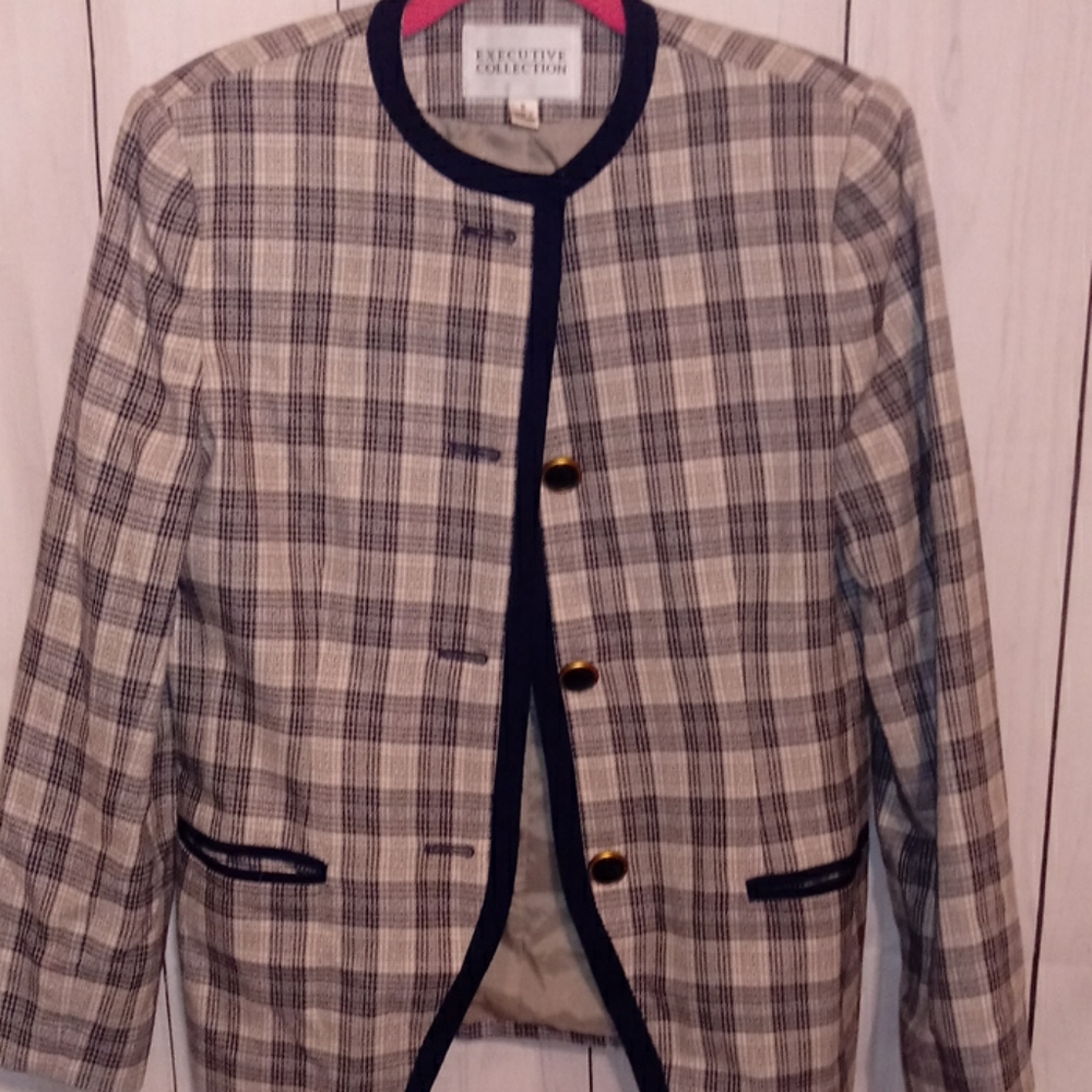 Executive Collection Blazer Size 8 - image 1